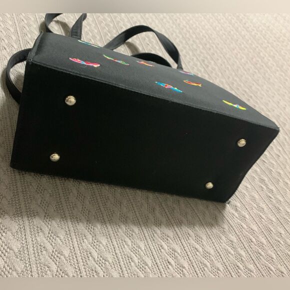 Black Purse with Stitched Sandals - Fun Fashion - Picture 3 of 9